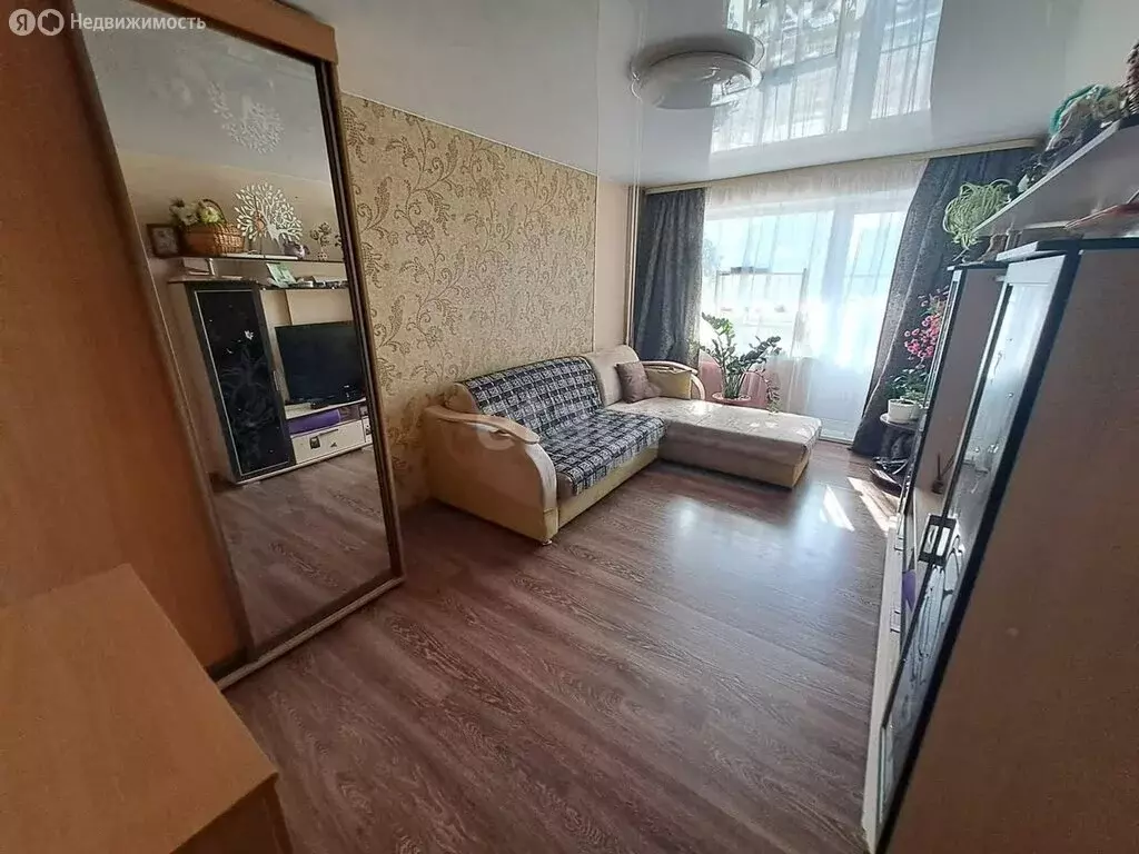 4-комнатная квартира: Верхняя Салда, улица Энгельса, 93к1 (63.3 м) - Фото 0