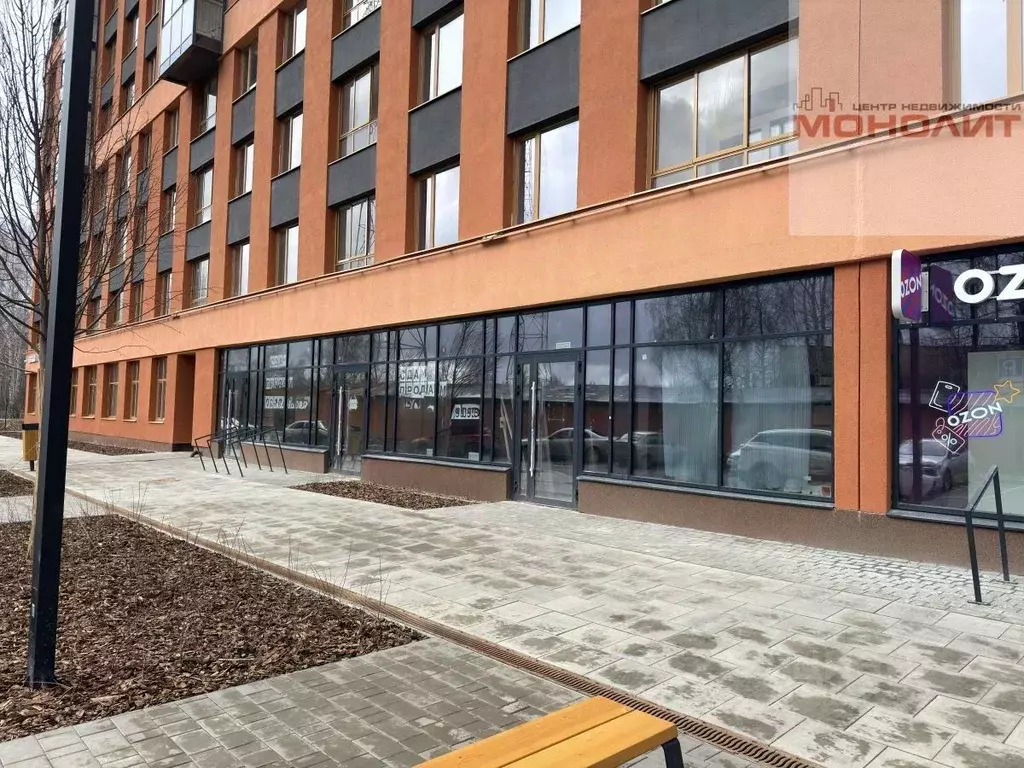 Торговая площадь в Свердловская область, Екатеринбург просп. ... - Фото 2