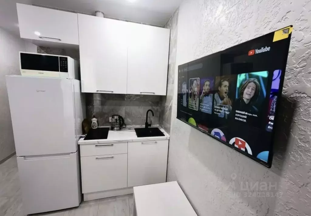 Студия Краснодарский край, Сочи ул. Яна Фабрициуса, 66литБ1 (18.0 м) - Фото 2