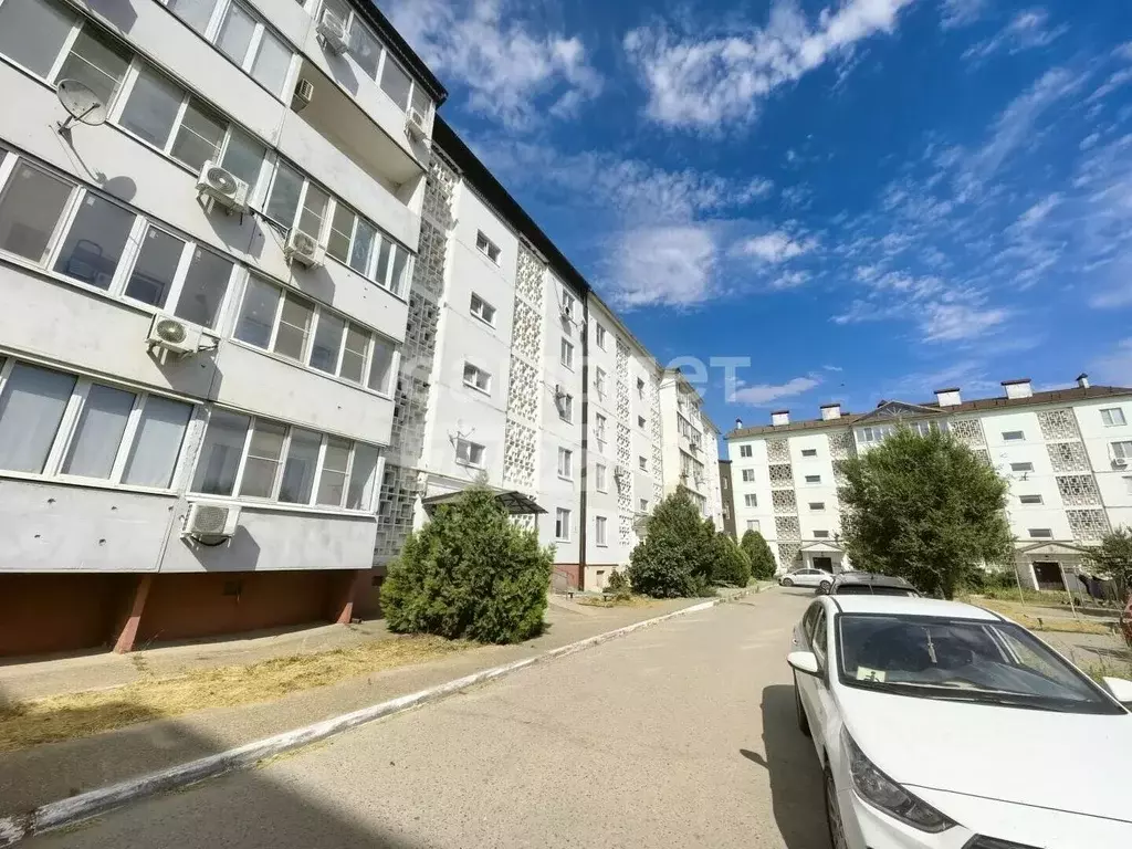 3-к кв. Калмыкия, Элиста Ипподромная ул., 96 (67.0 м) - Фото 1