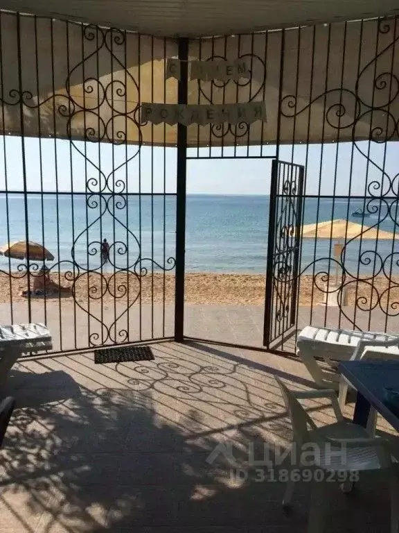 3-к кв. Крым, Феодосия ш. Керченское, 76А (100.0 м) - Фото 0