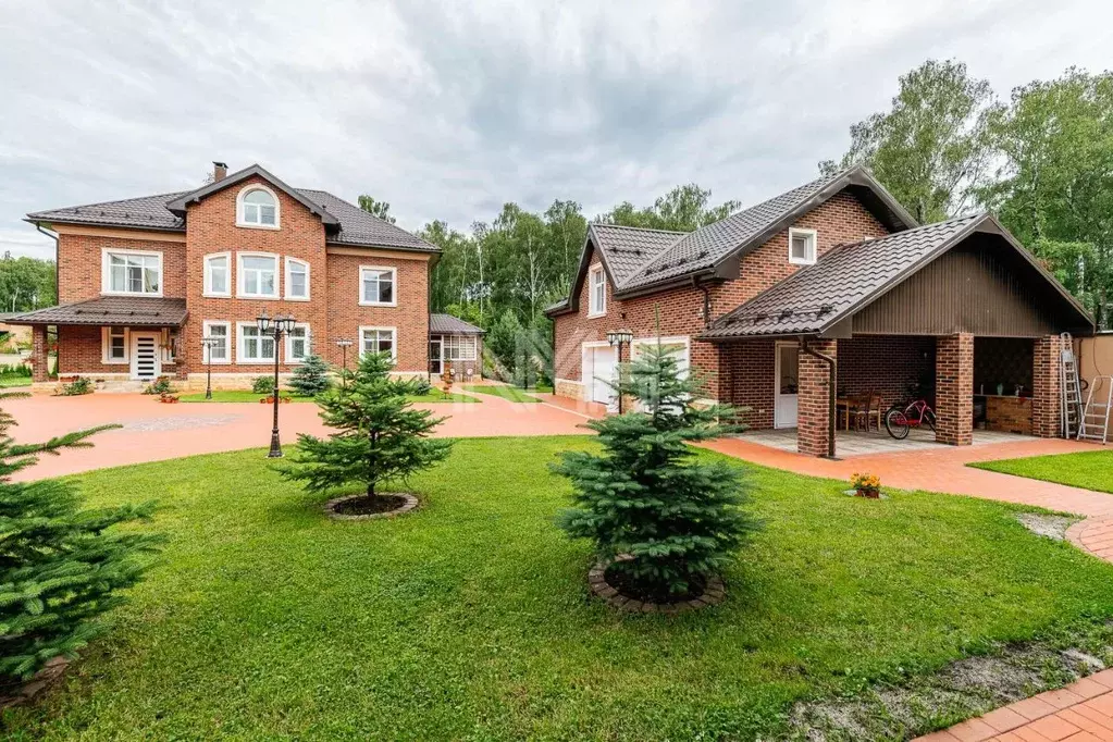 Коттедж в Москва д. Столбово, ул. Старателей, 7 (1330 м) - Фото 1