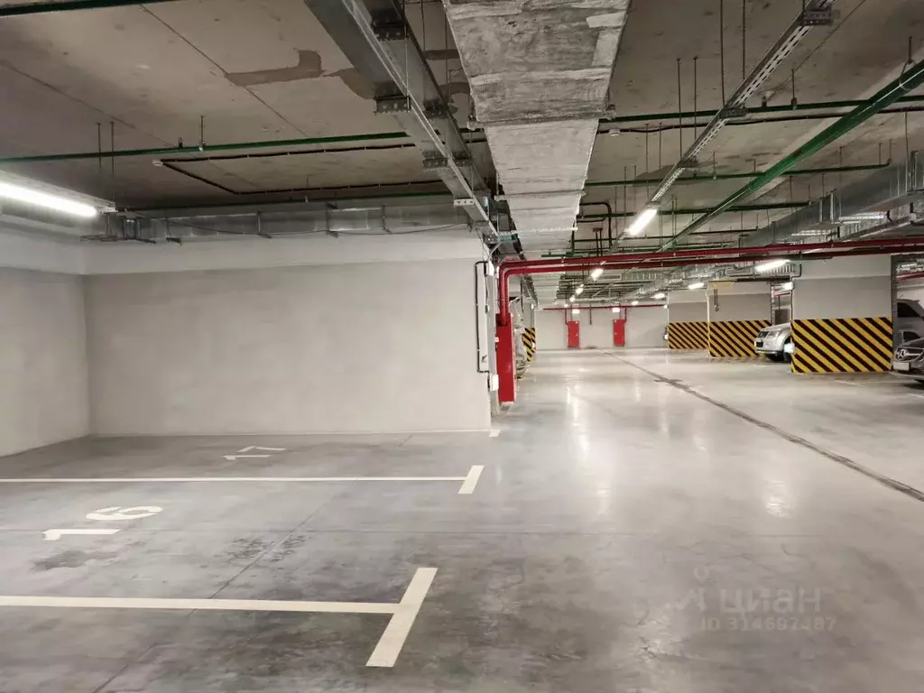 Гараж в Санкт-Петербург ул. Парфеновская, 6к1 (13 м) - Фото 0
