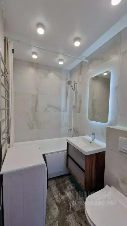 2-к кв. Свердловская область, Екатеринбург ул. Печатников, 1 (46.0 м) - Фото 1