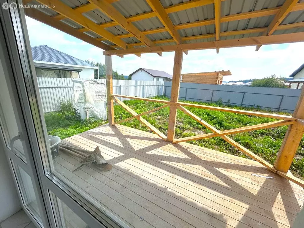 Дом в Свердловская область, Белоярский муниципальный округ, посёлок ... - Фото 1