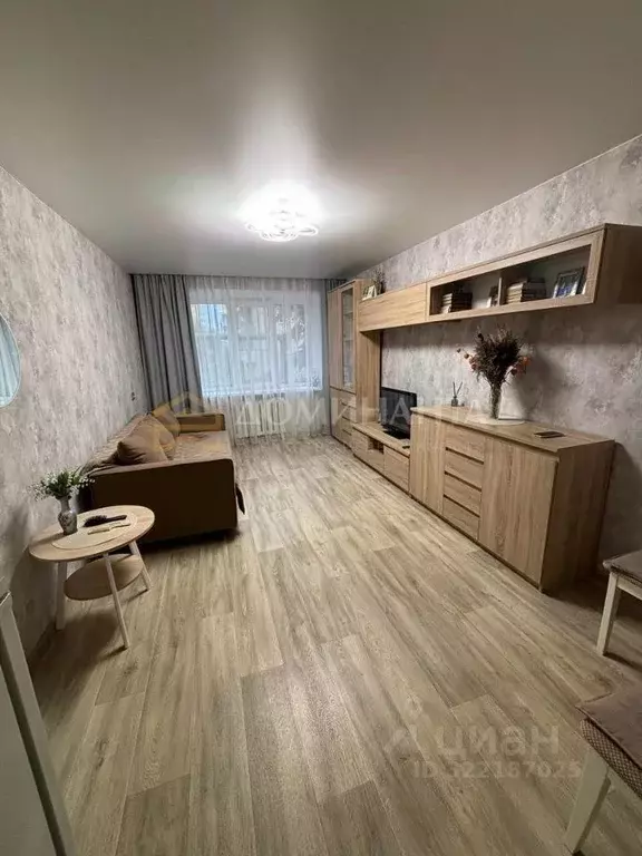 Комната Смоленская область, Смоленск ул. Островского, 5 (30.2 м) - Фото 2