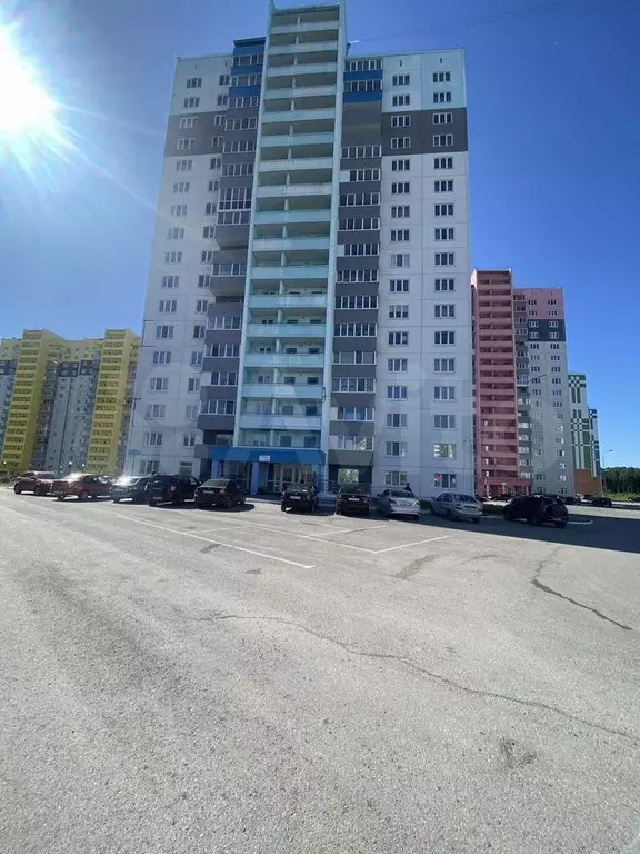 1-к. квартира, 42,6 м, 1/17 эт. - Фото 0