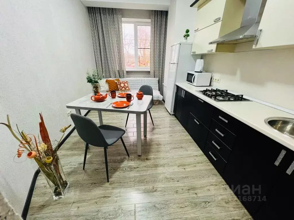 1-к кв. Ставропольский край, Ессентуки Кисловодская ул., 33 (40.0 м) - Фото 0