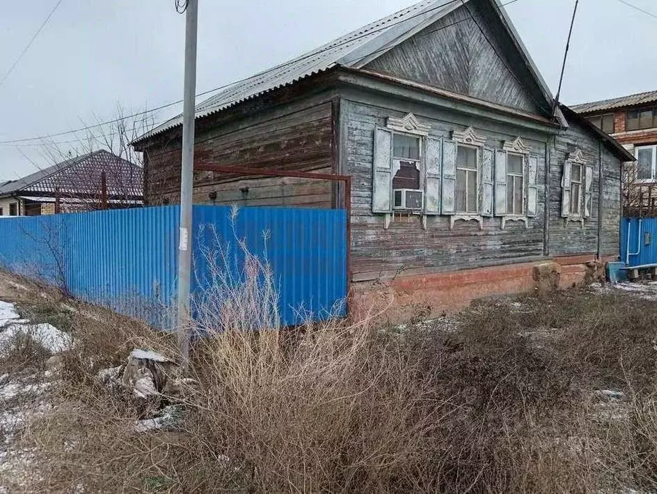 Дом в Астраханская область, Астрахань Завод имени 30-летия Октября ... - Фото 0