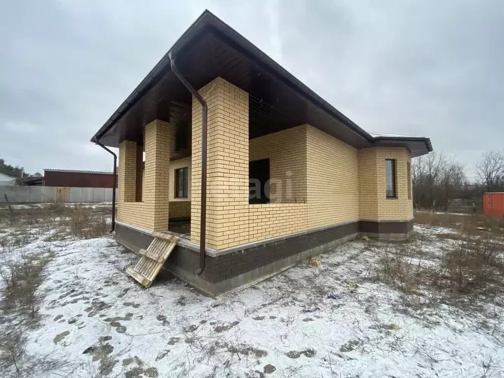 Дом в Белгородская область, Старый Оскол Канатная ул. (110 м) - Фото 0