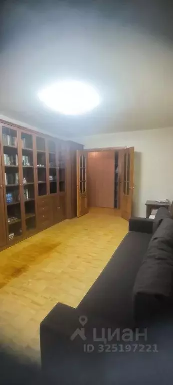 2-к кв. Свердловская область, Екатеринбург ул. Большакова, 15А (56.5 ... - Фото 2