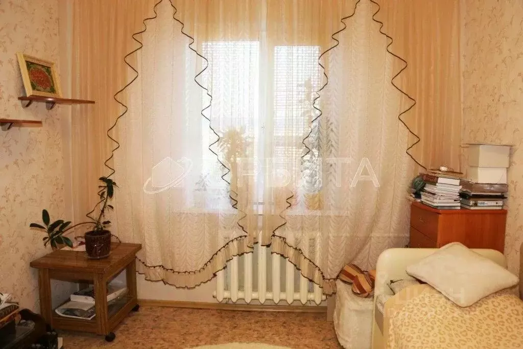 3-к кв. Тюменская область, Тюмень ул. Жуковского, 74 (60.4 м) - Фото 1