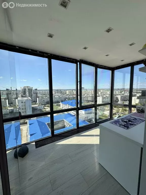 3-комнатная квартира: Якутск, улица Каландаришвили, 32 (80 м) - Фото 1