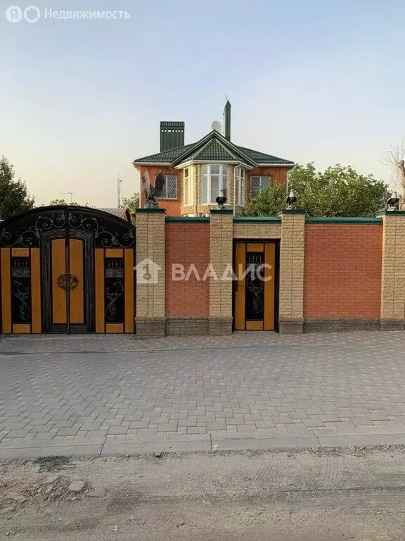 Дом в Ростов-на-Дону, улица Гаккеля, 30А (387 м) - Фото 1