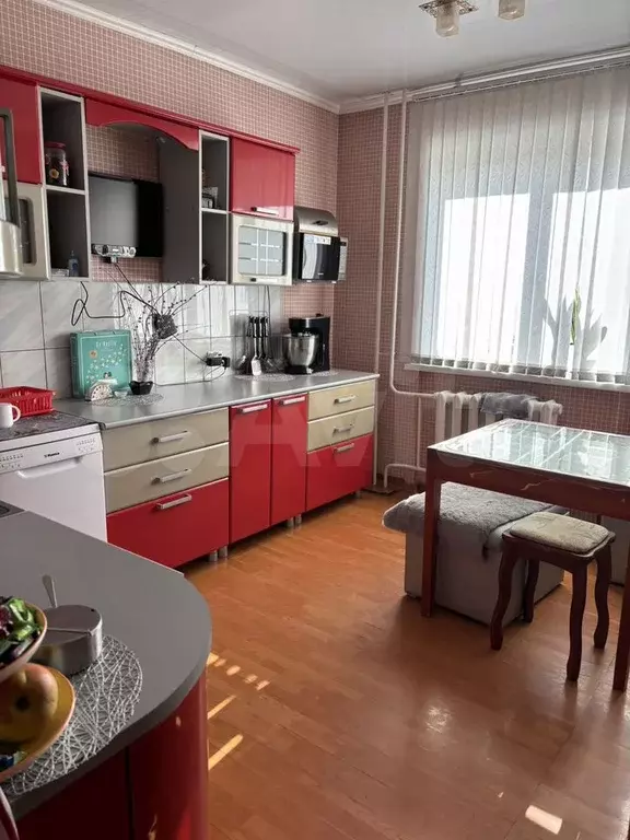 Комната 32,7 м в 2-к., 2/5 эт. - Фото 0