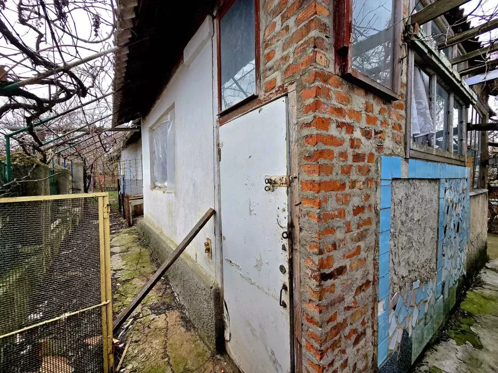 Дом в Крым, Керчь ул. Комарова (50 м) - Фото 0