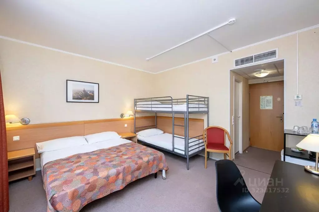 Комната Санкт-Петербург пл. Александра Невского, 2 (25.0 м) - Фото 1