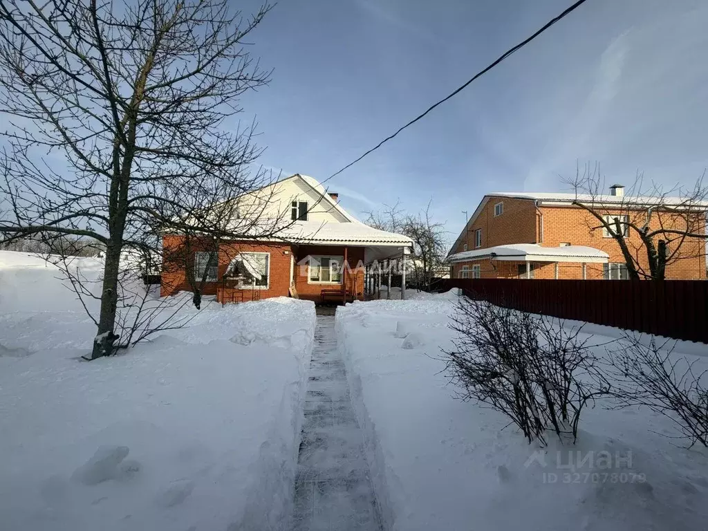 Дом в Московская область, Воскресенск Лопатинский мкр, ул. Титова, 8 ... - Фото 1