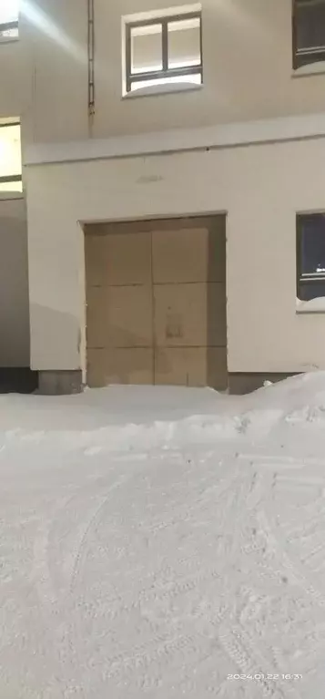 Гараж в Ямало-Ненецкий АО, Надым ул. Зверева, 10 (21 м) - Фото 1