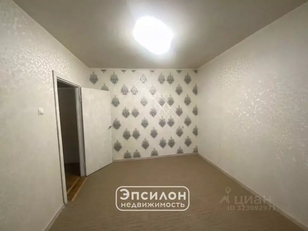 3-к кв. Курская область, Курск просп. Дружбы, 13 (58.9 м) - Фото 0