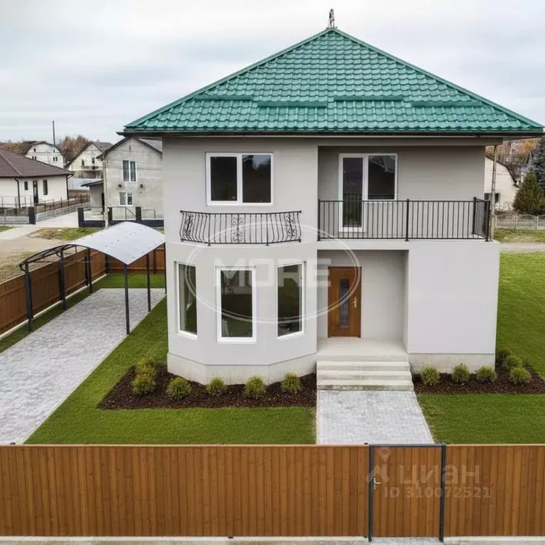 Дом в Калининградская область, Гурьевский муниципальный округ, пос. ... - Фото 1