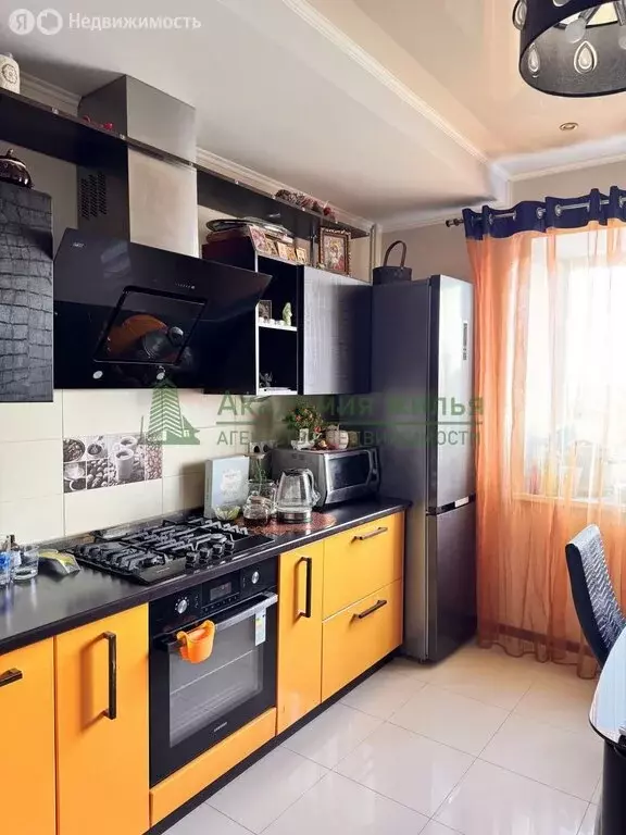2-комнатная квартира: Энгельс, Пролетарская улица, 2 (62 м) - Фото 1
