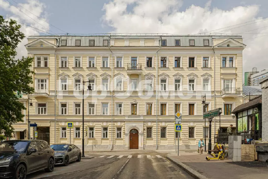 Продается 3-комнатная квартира - Фото 1