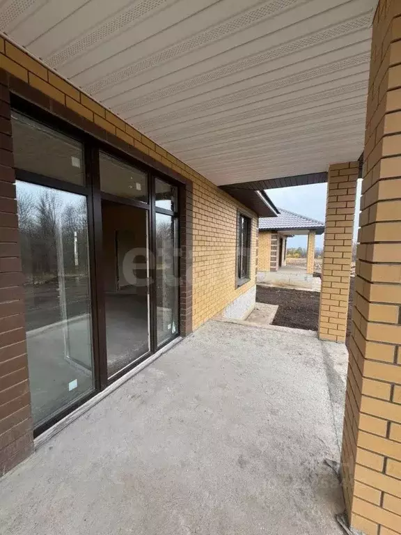 Дом в Оренбургская область, Оренбургский район, с. Подгородняя ... - Фото 2