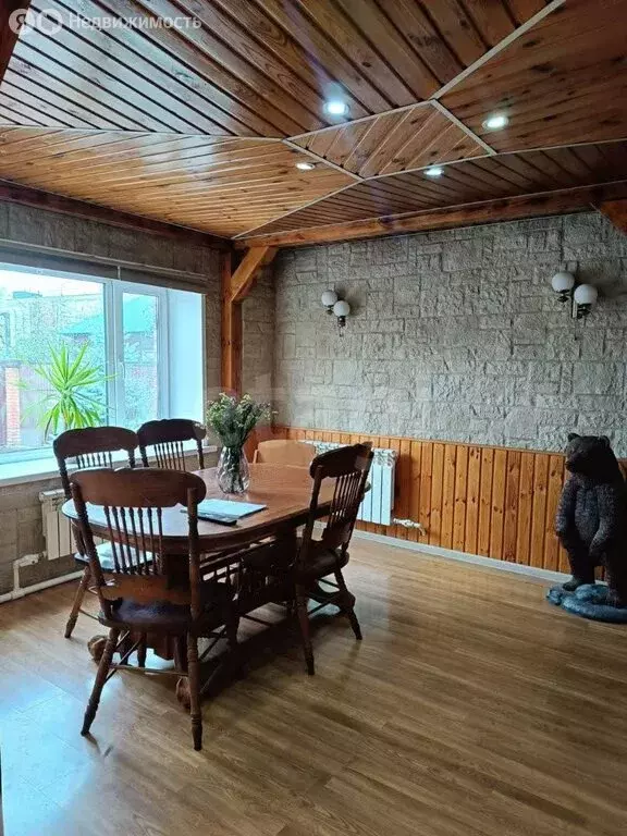 Дом в Рубцовск, улица Фадеева (257.2 м) - Фото 1