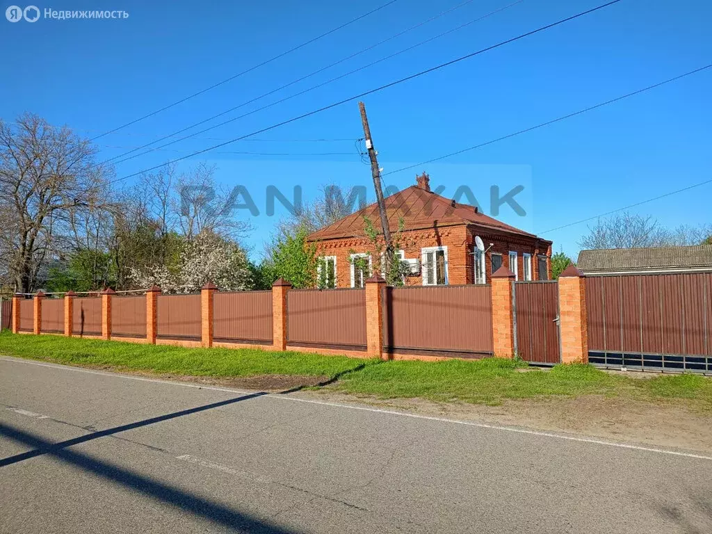 Дом в аул Мамхег, улица 50-летия ВЛКСМ (63 м) - Фото 1