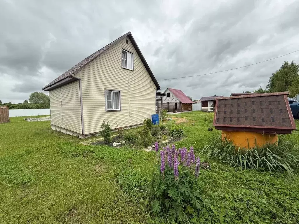 Дом в Калужская область, Бабынинский район, Муромцево с/пос, д. ... - Фото 1