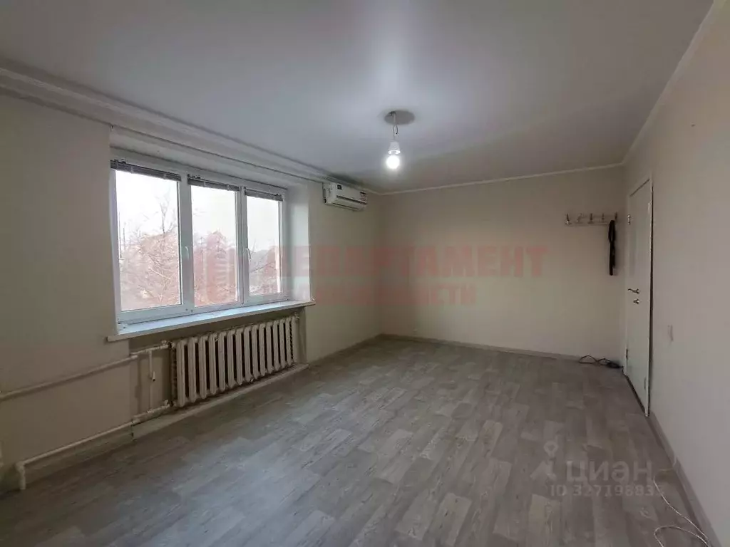 4-к кв. Астраханская область, Астрахань просп. Бумажников, 15к1 (94.8 ... - Фото 1