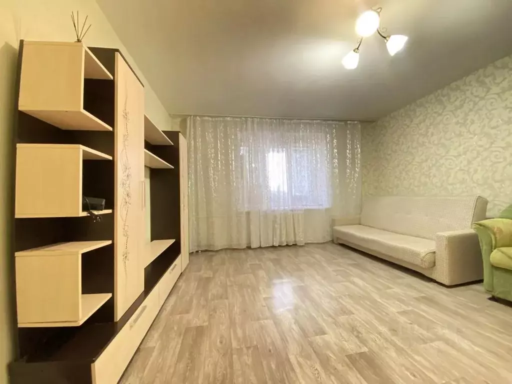 3-к кв. Волгоградская область, Волгоград ул. Гвоздкова, 20 (65.5 м) - Фото 1