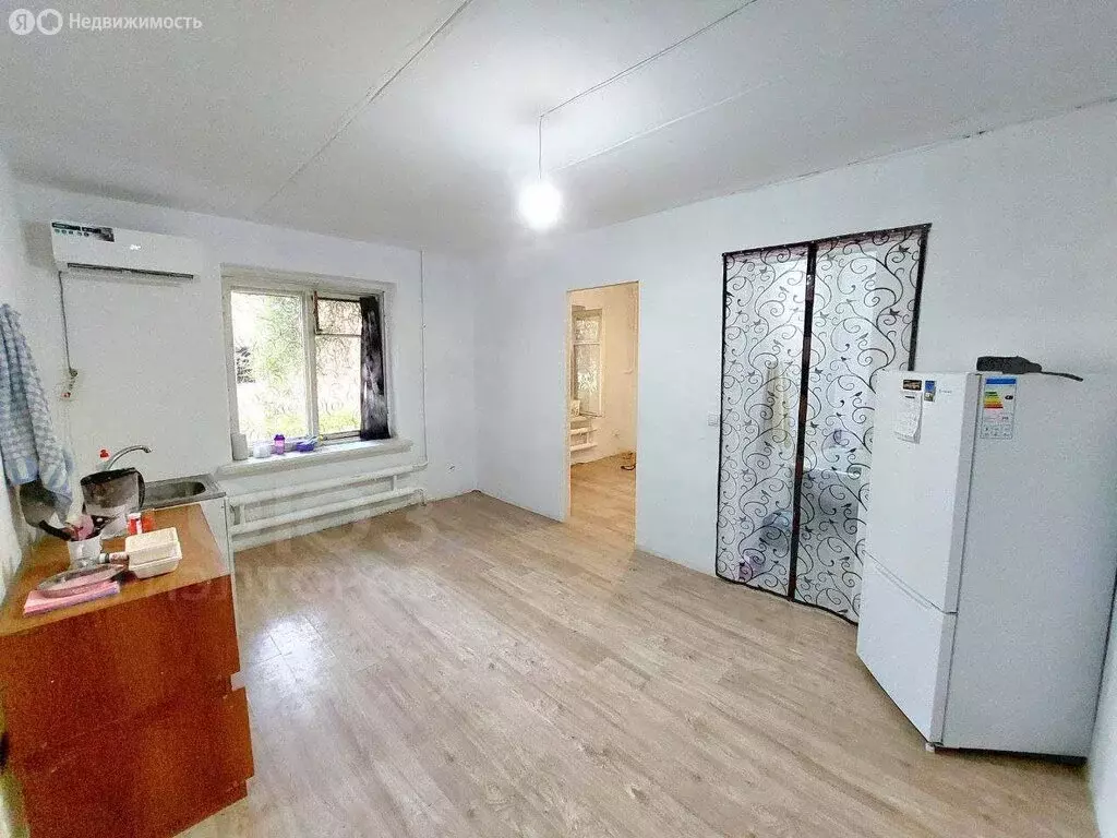 2-комнатная квартира: Волгоград, Саушинская улица, 4 (38 м) - Фото 1