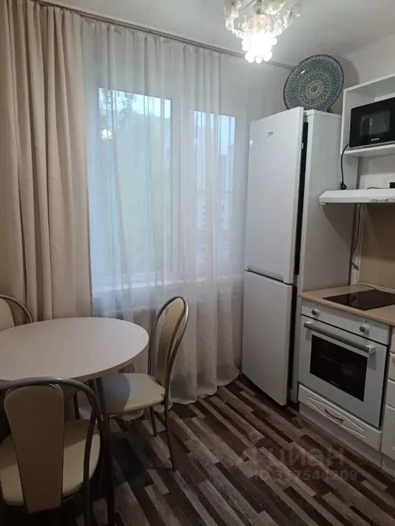 1-к кв. Новосибирская область, Новосибирск Линейная ул., 35/1 (30.0 м) - Фото 0