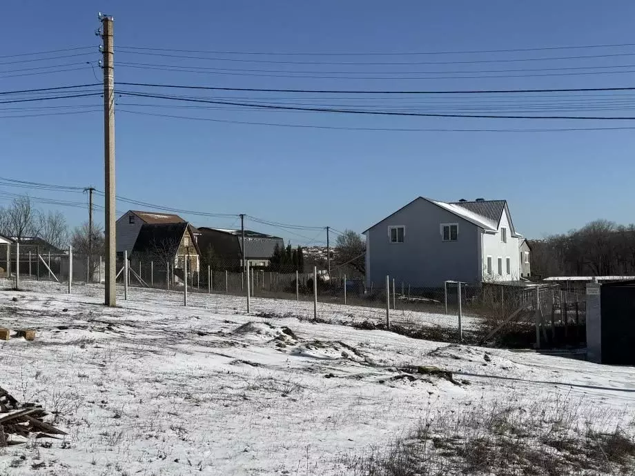 Участок в Крым, Симферопольский район, Чистенское с/пос, с. ... - Фото 1