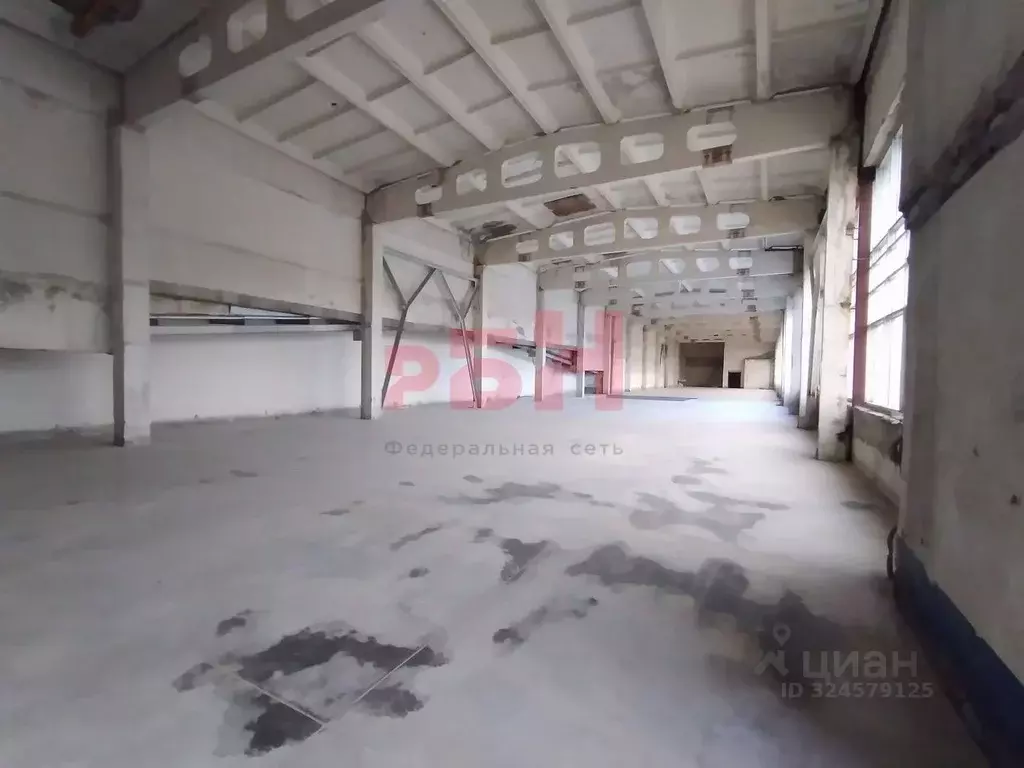 Помещение свободного назначения в Тюменская область, Тюмень ул. 50 лет ... - Фото 1