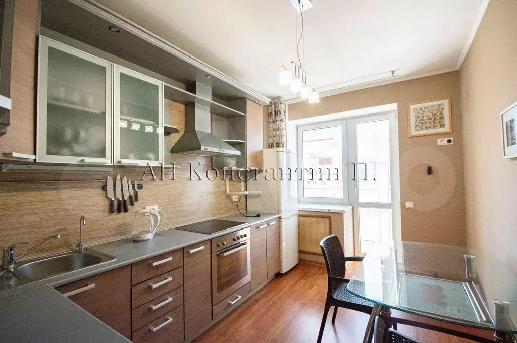 1-к. квартира, 42 м, 5/9 эт. - Фото 0