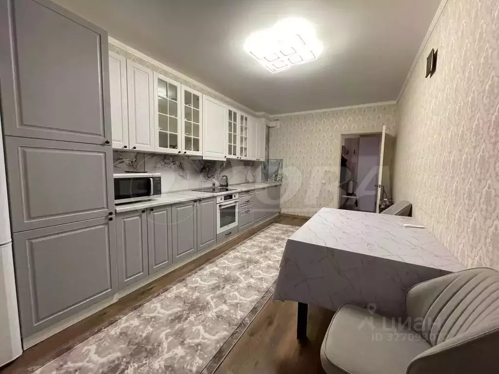 2-к кв. Тюменская область, Тюмень Кремлевская ул., 112к1 (62.0 м) - Фото 2