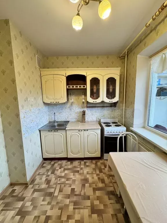 1-к. квартира, 39 м, 4/10 эт. - Фото 1