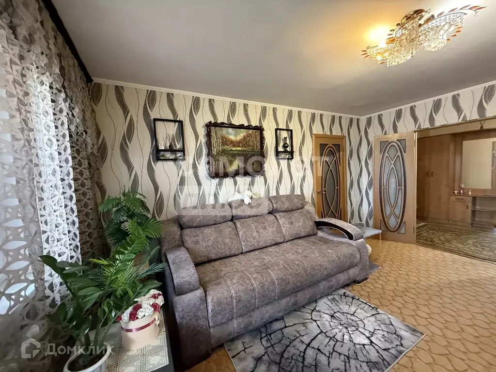 Продаётся 4-к квартира, 72 м - Фото 1