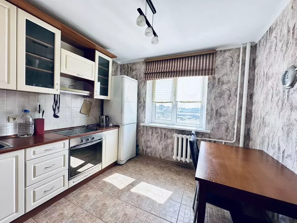 2-к. квартира, 57 м, 7/10 эт. - Фото 0