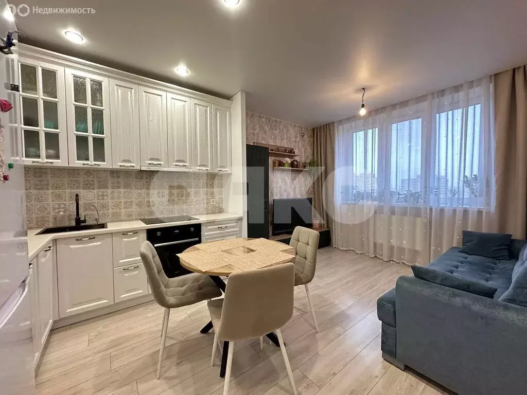 3-комнатная квартира: Тула, Новомосковская улица, 4 (90 м) - Фото 1