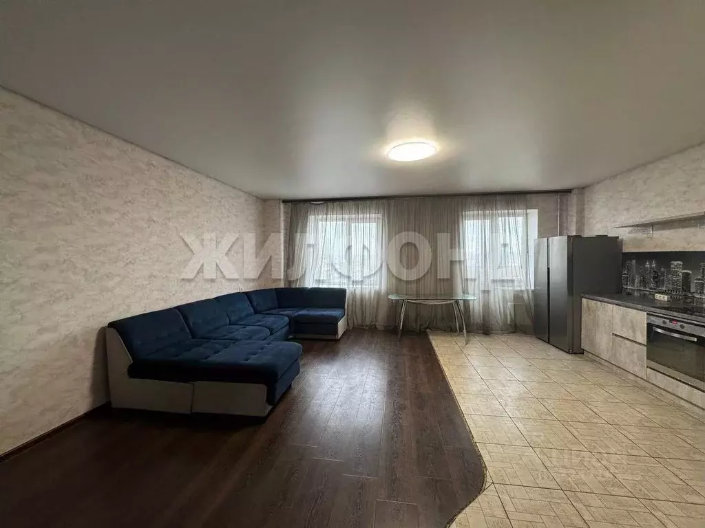 3-к кв. Хакасия, Абакан ул. Кирова, 118 (79.2 м) - Фото 0