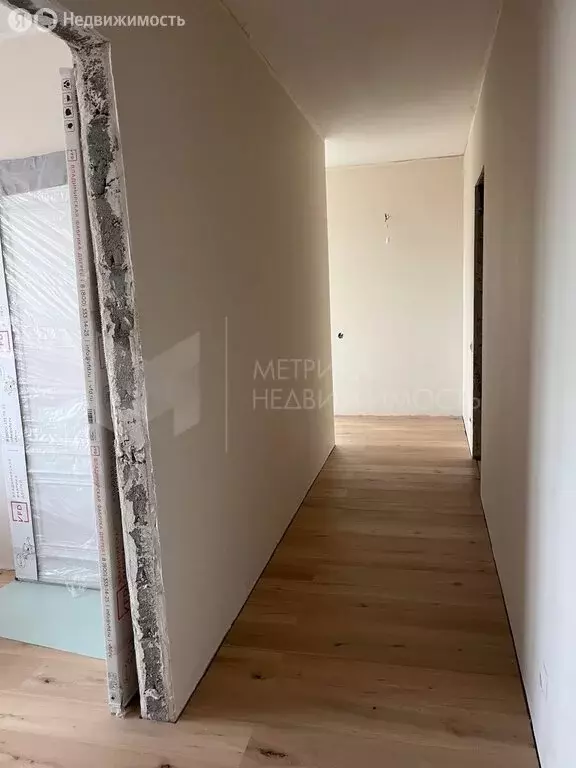 3-комнатная квартира: Тюмень, Краснооктябрьская улица, 4 (65.4 м) - Фото 0
