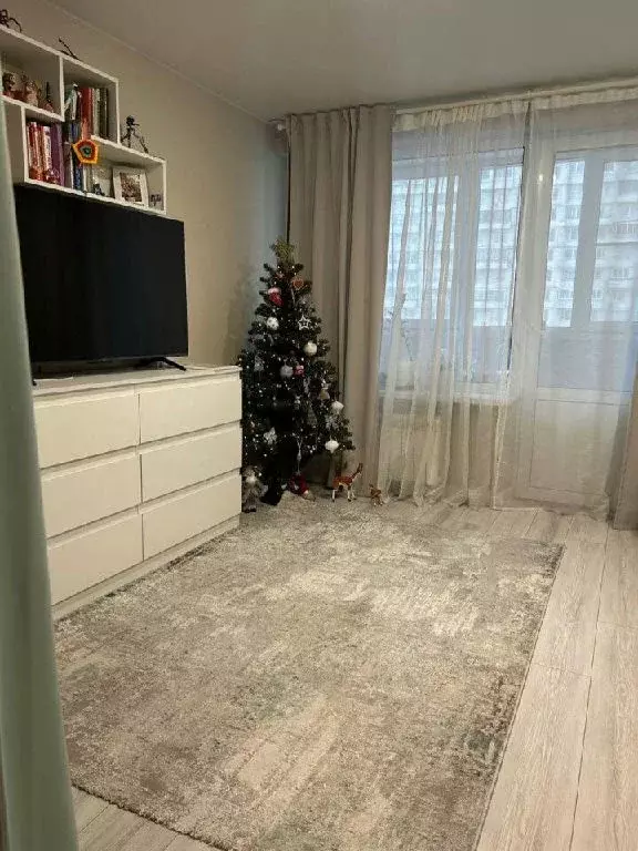 Продается 1-комнатная квартира - Фото 1