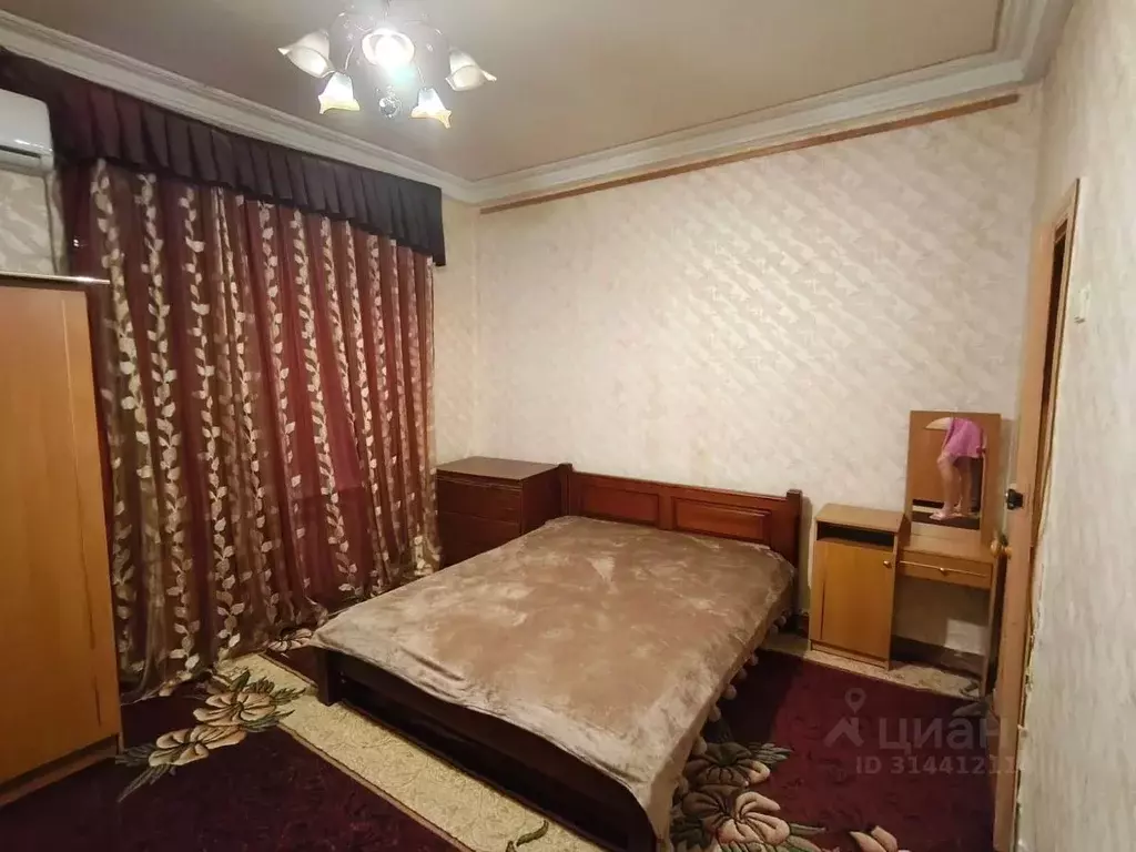 2-к кв. Крым, Керчь ул. Голощапова, 13/5 (50.0 м) - Фото 1