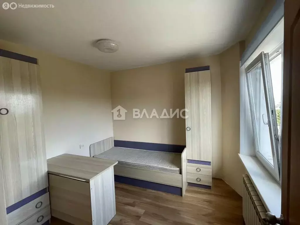 3-комнатная квартира: Улан-Удэ, 102-й микрорайон, улица Ринчино, 14 ... - Фото 2