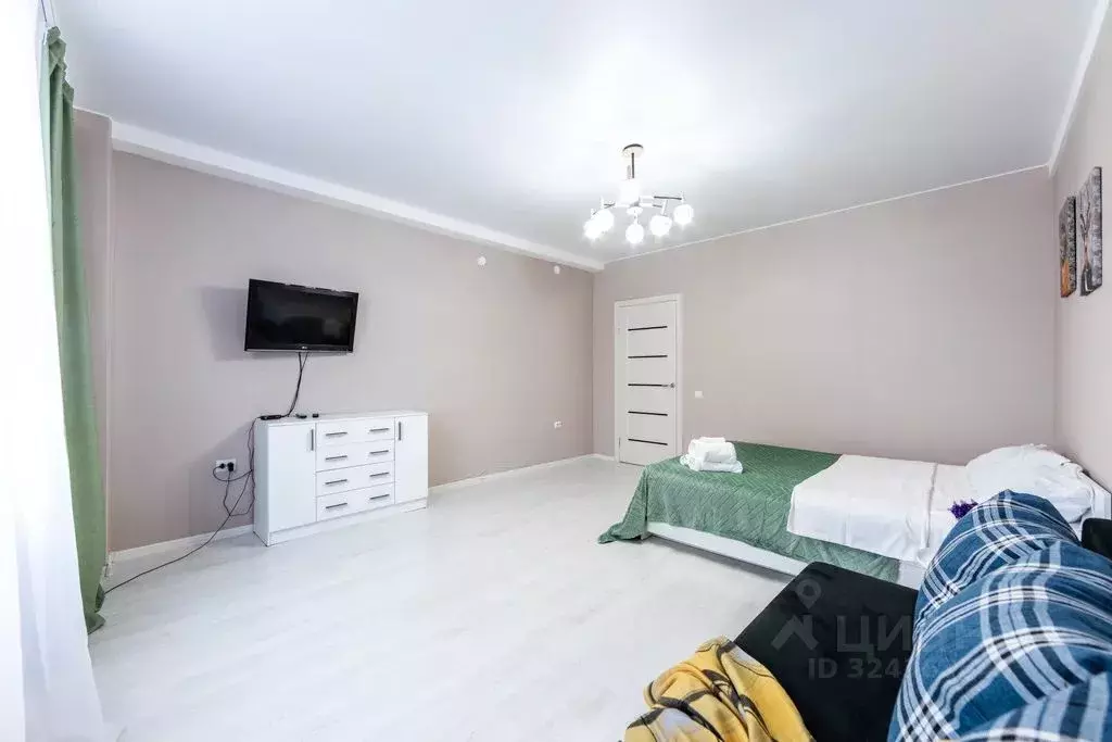 1-к кв. Тюменская область, Тюмень Заречный проезд, 39Ак2 (49.0 м) - Фото 2