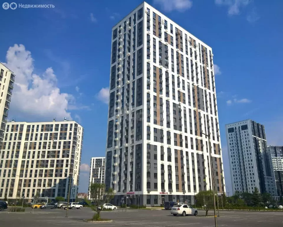 2-комнатная квартира: Тюмень, улица Фармана Салманова, 23 (53.8 м) - Фото 1